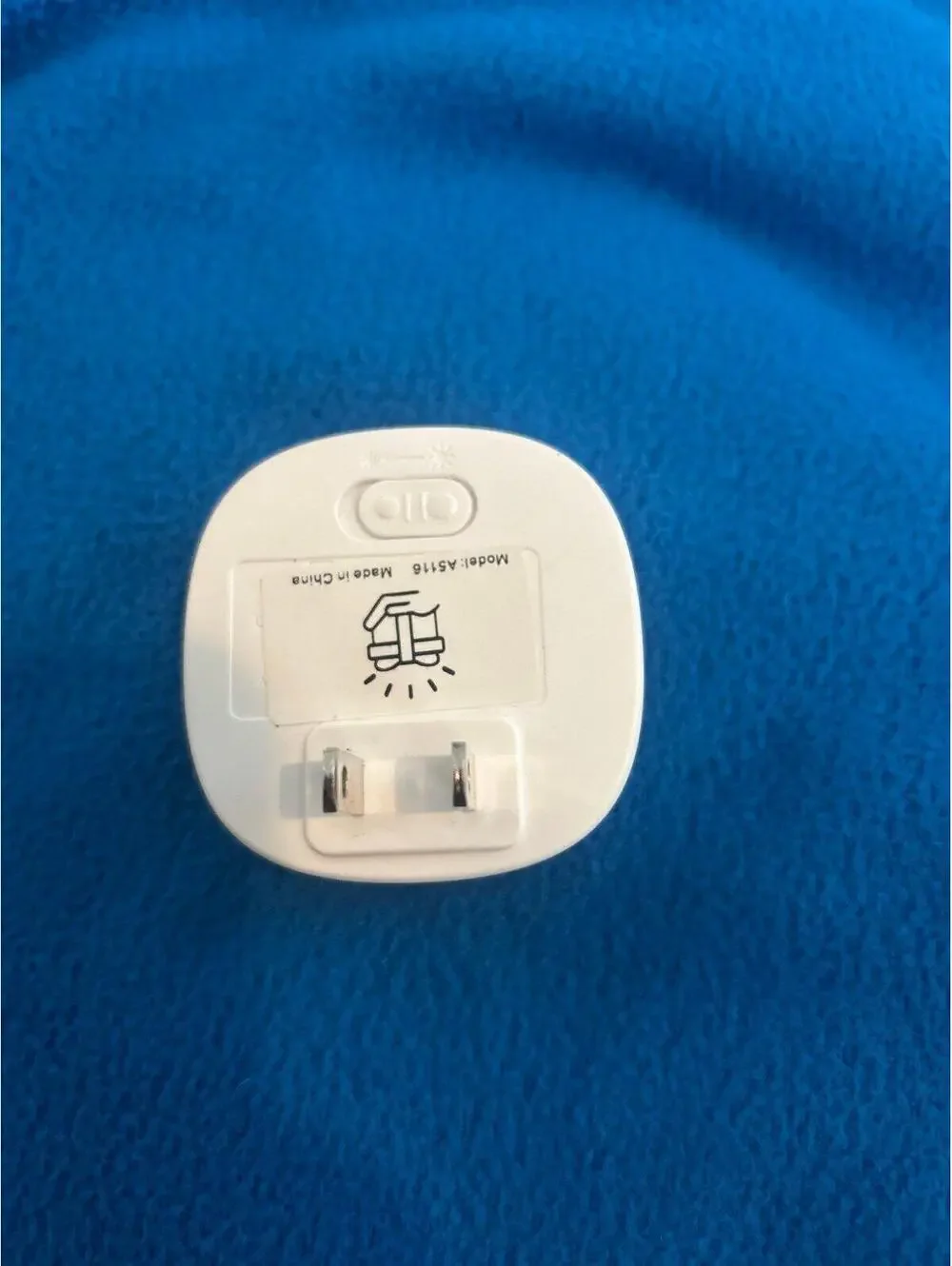 C516 night light wall plug in